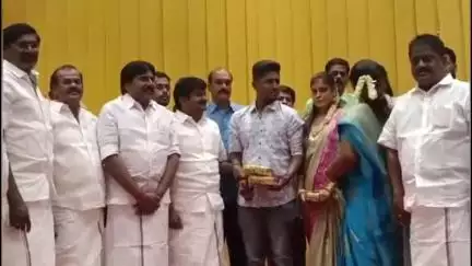 இராமநாதபுரம்: தமிழகத்தில் சட்டம் ஒழுங்கு சரியில்லை அஜித்குமார் மரணமே சாட்சி தமிழகத்தில் ஆட்சி மாற்றம் ஏற்படும்-முன்னாள் அமைச்சர் விஜயபாஸ்கர் யாஃபா மஹாலில் பேட்டி