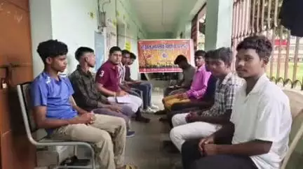 महेशपुर: महेशपुर में अखिल भारतीय विद्यार्थी परिषद इकाई की बैठक, स्थापना दिवस मनाने पर हुई चर्चा