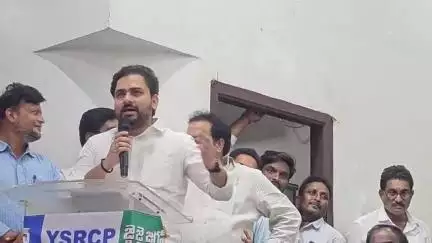 ఎమ్మెల్యే పై మండిపడ్డ రాష్ట్ర యువజన నాయకుడు తోట రాంజీ