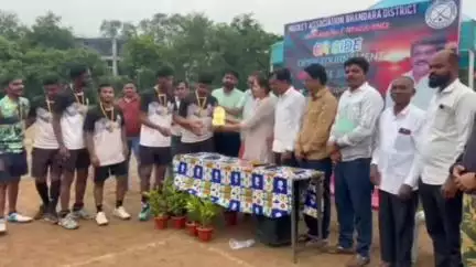भंडारा: छत्रपती शिवाजी महाराज जिल्हा क्रीडा संकुल येथे हॉकी असोसिएशनतर्फे स्पर्धेचे आयोजन