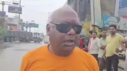 अंबिकापुर: NH-43 पर जलभराव के कारण सांसद चिंतामणि महाराज ने किया सड़क का निरीक्षण