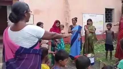 महेशपुर: महेशपुर-शहरग्राम के जल सहिया ने चलाया स्वच्छता अभियान, लोगों को दिलाई स्वच्छता की शपथ