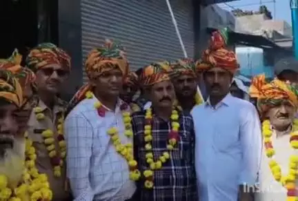 अटरू: अटरू में मातमी धुन पर निकले मुहर्रम, वरिष्ठजनों का किया गया सम्मान