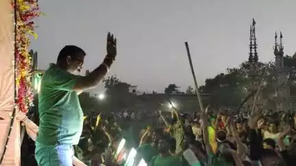 अपने विधानसभा में मोहर्रम में शामिल हुए