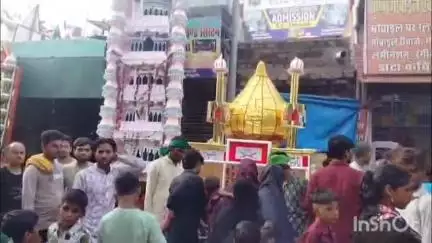 कुरावली: कुरावली क्षेत्र में परंपरागत तरीके से मोहर्रम की दसवीं तारीख का तजिए का जुलूस निकाला गया