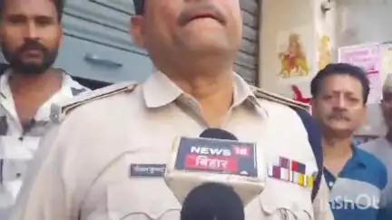 समस्तीपुर: नगर थाना क्षेत्र के मारवाड़ी बाजार में मोहर्रम के जुलूस के दौरान पूजा की दुकान पर हंगामा और तोड़फोड़