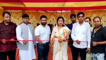 रामगढ़: कुंदरुकला में मुहर्रम पर विधायक ममता देवी ने लाठी खेल का उद्घाटन किया