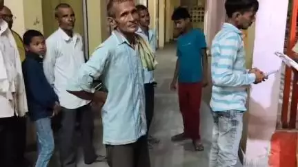 बीकापुर: रुपीपुर बझना में विद्युत बोर्ड में पंखे का तार लगाते समय करंट लगने से 55 वर्षीय ग्रामीण की हुई मौत
