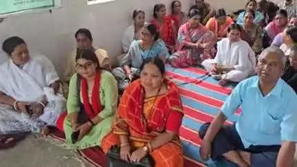 शेखपुरा: प्राथमिक स्वास्थ्य केंद्र अरियरी में FRS से हाजिरी के निर्देश पर नाराज़गी