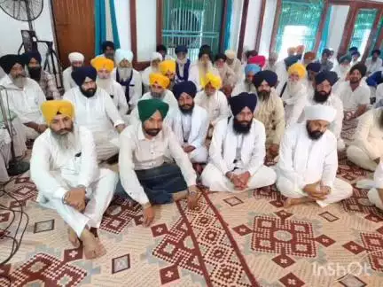 ਤਰਨਤਾਰਨ: ਸ਼੍ਰੋਮਣੀ ਅਕਾਲੀ ਦਲ ਦੇ ਵਰਕਿੰਗ ਕਮੇਟੀ ਮੈਂਬਰ ਪਿੰਡ ਵਲਟੋਹਾ ਪਹੁੰਚੇ