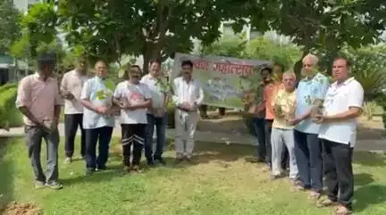 मुरादाबाद :पार्थनाथ प्रतिभा कॉलोनी में किया गया पोधा रोपण ।