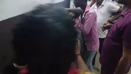 सरैया: सहदानी में ताजिया जुलूस के दौरान, जलते मशाल पर पेट्रोल फेंकने से तमाशा देख रहे चार बच्चे जख्मी