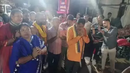 ଭୁବନେଶ୍ବର ମ୍ୟୁନିସିପାଲଟି କର୍ପୋରେସନ: ୱାର୍ଡ଼ ନଂ -୫୪ ଠାରେ ଜଗନ୍ନାଥ ଶ୍ରୀଜିଉଙ୍କ ପବିତ୍ର ସୁନାବେଶ ଅବସରରେ ଦର୍ଶନ କଲେ ଭୁବନେଶ୍ୱର ଏକାମ୍ର ବିଧାୟକ ବାବୁ ସିଂ