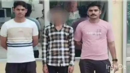 कायमगंज: आकाश हत्याकांड के नाबालिक आरोपी को थाना नवाबगंज पुलिस ने किया गिरफ्तार