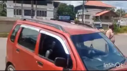 വർക്കല: കല്ലമ്പലം ജങ്ഷന് സമീപം രണ്ടു കാറുകൾ കൂട്ടിയിടിച്ച് അപകടം, യാത്രക്കാർക്ക് പരിക്ക്