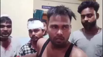 केवटी रनवे: ताजिया मिलान कर लौट रहे लोगों ने घर के बाहर बैठे 6 लोगों पर किया हमला, घायल अस्पताल में भर्ती