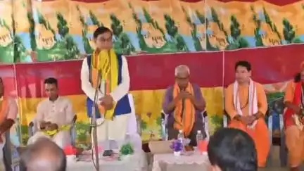 অমরপুর: মহাগুরু সেবা আশ্রম সোসাইটি উদ্যোগে আয়োজিত আঠারভোলা মাখুছড়া গংচর এলাকায় ধর্মশালায় অংশগ্রহণ করে বিধায়ক