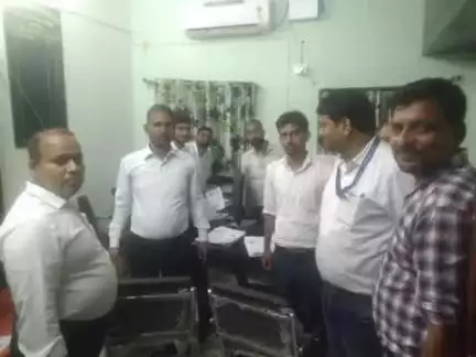 उदवंत नगर: प्रखंड कार्यालय उदवंतनगर में चल रहे विशेष गहन मतदाता सूची पुनरीक्षण कार्य का एसडीओ ने किया औचक निरीक्षण
