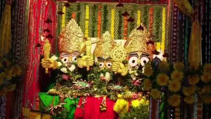 ଧର୍ମଶାଳା: ଭାଲୁଖାଇ ଦେଉଳି କୁମାରୀ ଠାରେ ରଥାରୁଢ଼ ଚତୁର୍ଦ୍ଧାମୂର୍ତ୍ତିଙ୍କ ସୁନାବେଶ ଦର୍ଶନ କଲେ ବିଧାୟକ ହିମାଂଶୁ ଶେଖର ସାହୁ