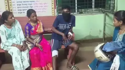 ସୁକିନ୍ଦା: ସୁକିନ୍ଦା ଆଦ୍ୟଶକ୍ତି ହୋଟେଲ ପାଖ 53 ନଂ ଜାତୀୟ ରାଜପଥରେ ବାଇକ ଦୁର୍ଘଟଣାରେ ଯୁବକ ଗୁରୁତର