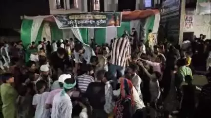 एटा: जनपद समेत शहर भर में सकुशल संपन्न हुआ मोहर्रम का त्यौहार, देर रात ASP, SDM, CO सदर ने ताजिये वाले स्थान का किया निरीक्षण