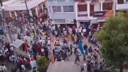 पुपरी: चोरौत में ताजिया जुलूस को रोकने पर उपद्रवियों ने पुलिस पर किया पथराव, प्रशासन कारवाई में जुटी