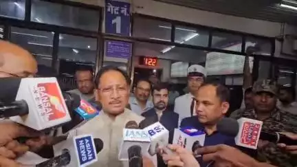 रायपुर: रायपुर से सरगुजा ट्रेन यात्रा पर निकले मुख्यमंत्री विष्णु देव साय, चिंतन शिविर में होंगे शामिल