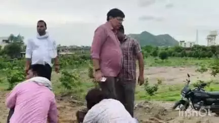 दौसा: सांसद मुरारीलाल मीना ने ग्रीन फुल दौसा शिक्षित दौसा अभियान का पौधारोपण कर किया शुभारंभ