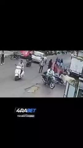 पता नहीं कितने लोगों कि ऐसे हादसों से जान चली गयी मगर सरकार और प्रसासन कब जागेगा पता नहीं?