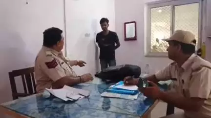 अजमेर: अस्पताल से इंजेक्शन चोरी करते हुए एक युवक को पकड़ा गया, बताया जा रहा है कि वह नशे के लिए इंजेक्शन चोरी करता है
