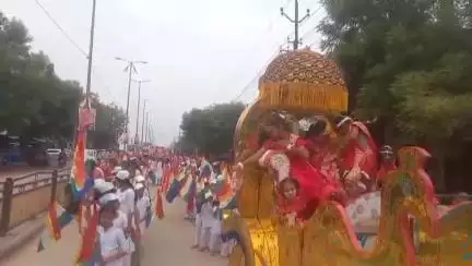 टोंक: टोंक में 57वें चातुर्मास के अवसर पर जैन संतों का मंगल प्रवेश, पूर्व सांसद सुखबीर सिंह जौनापुरिया ने लिया आशीर्वाद