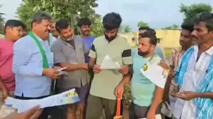 ಹೊನ್ನಾಳ್ಳಿ: ಏನ್ ಸರ್ ನೀವು ಮಲಗೋದೇ ಇಲ್ವ? ಹೊನ್ನಾಳಿಯಲ್ಲಿ ಮಾಜಿ ಸಚಿವ ರೇಣುಕಾಚಾರ್ಯರನ್ನು ಪ್ರಶ್ನಿಸಿದ ಜನ