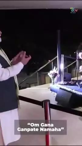 ലിറ്റിൽ ഹാർട്ട്സ് അവരുടെ നായകനെ കണ്ടുമുട്ടി!
