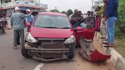 ఉదయగిరి: నందిపాడు కూడలి వద్ద రెండు కార్లు ఢీ కార్లు ఓ దుకాణం పైకి దూసుకెల్లడంతో దుకాణంలో ఉన్న వ్యక్తి మృతి