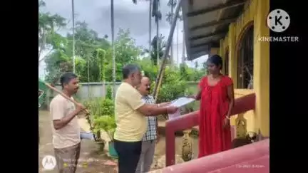 খোয়াই: খোয়াই বিধানসভার 9 নং বুথে বাড়ি বাড়ি লিফলেট বিলি কংগ্রেস দলের উদ্যোগে