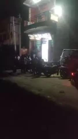 बिहार सरकार से निवेदन है की सिवान जिला में मैरवा प्रखंड में तमाम बड़े-बड़े हॉस्पिटल बिना डॉक्टर का चल रहा है जहां आए दिन लोगों का मौत होते जा रहा है डॉ दीपक लक्ष्मण सेवा सदन पर जल्द से जल्द हो करवाई