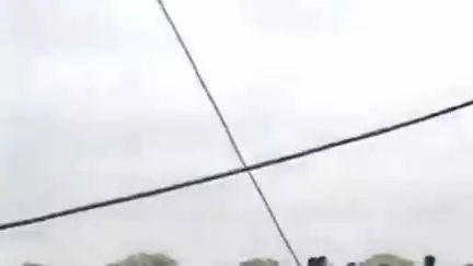 केज: सोनी जवळा येथे जलजीवन योजनेत घोटाळा, नागरिकांचा पाण्याच्या टाकीवर चढून आत्मदहनाचा प्रयत्न