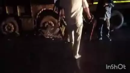 कांकेर: कांकेर बायपास मार्ग पर खड़ी हाईवा को ट्रक ने मारी टक्कर, केबिन में घंटों फंसा रहा ट्रक ड्राइवर