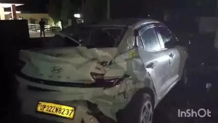 दांतारामगढ़: मंडा स्टैंड के पास देर रात कार और पिकअप की हुई भिड़ंत, हादसे में आधा दर्जन लोग हुए घायल