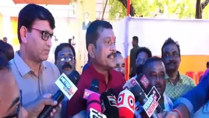 ଭୁବନେଶ୍ବର ମ୍ୟୁନିସିପାଲଟି କର୍ପୋରେସନ: ବିଜେପି ରାଜ୍ୟ ସଭାପତି ନିର୍ବାଚନ ପ୍ରସଙ୍ଗ, ବିଜେପି ପାର୍ଟି ଅଫିସରେ ପ୍ରତିକ୍ରିୟା ରଖିଲେ ସାଂସଦ ପ୍ରଦୀପ ପୁରୋହିତ