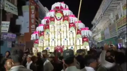 मथुरा: शहर मथुरा में गम का पर्व मुहर्रम सादगी के साथ मनाया गया, ताजिए किए सुपुर्द-ए-खाक