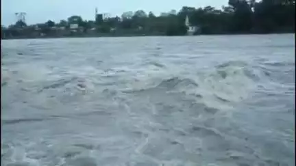 जांजगीर: जिले में लगातार बारिश से हसदेव नदी उफान पर, कई मार्ग अवरुद्ध और जनजीवन प्रभावित