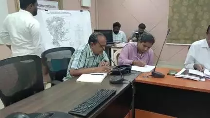 కాకినాడ డయల్ యువర్ కమిషనర్ కు నాలుగ అర్జీలు....