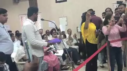करनाल: पंचायत भवन में कष्ट निवारण समिति की मीटिंग में कैबिनेट मंत्री ने सुनीं समस्याएं, उच्च अधिकारी रहे मौजूद