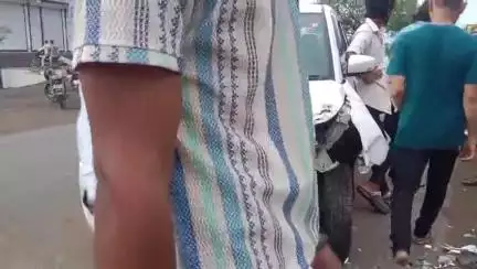 बड़वानी: ठीकरी में रफ्तार का कहर, कार और बाइक की टक्कर में बड़वानी निवासी घायल, अस्पताल रेफर