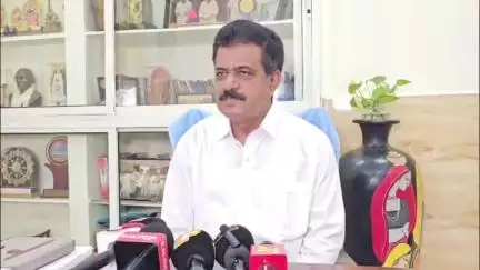 ଭୁବନେଶ୍ବର ମ୍ୟୁନିସିପାଲଟି କର୍ପୋରେସନ: ନବୀନ ପଟ୍ଟନାୟକଙ୍କୁ ପ୍ରଂଶସା କରି ଭୁବନେଶ୍ୱର ସରକାରୀ ବାସବାସଭବନରେ ପ୍ରତିକ୍ରିୟା ରଖିଲେ ବିଧାୟକ ପ୍ରଶାନ୍ତ ମୁଦୁଲି