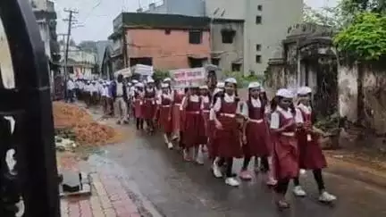 भद्रावती: शहरातील विठ्ठल मंदिरातील दोन दिवसीय आषाढी महोत्सवाची विठ्ठल-रुक्मिणीच्या पालखी शोभायात्रेने सांगता