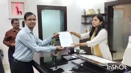 सासाराम: जिला पदाधिकारी ने 31 परिचारियों को दिए नियुक्ति पत्र