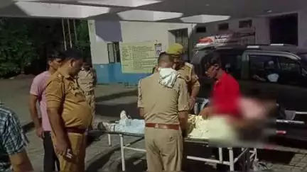 रसूलाबाद: भावनपुर मोड़ के समीप अज्ञात वाहन की टक्कर से बाइक सवार 2 लोगों की हुई मौत व एक हुआ घायल