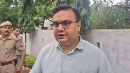 ललितपुर: मिर्चवारा में डंपरों से कुचलकर हुई गांव की मौत के संबंध में जिलाधिकारी ने दी जानकारी